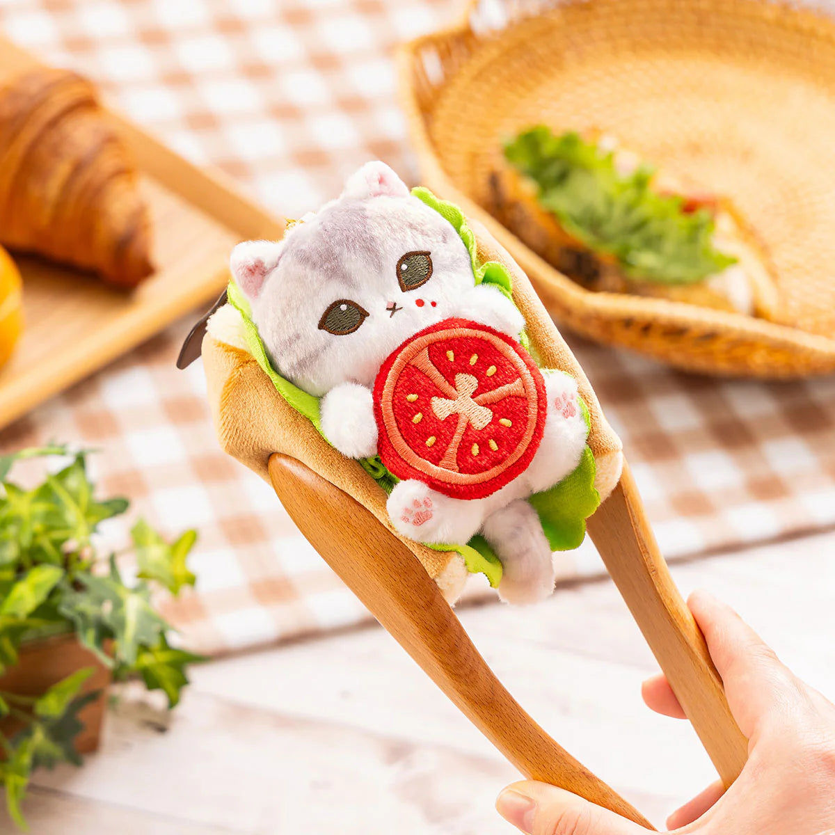 MOFUSAND Mofumofu Bakery Sandwich Meow Mascot Holder Keychain