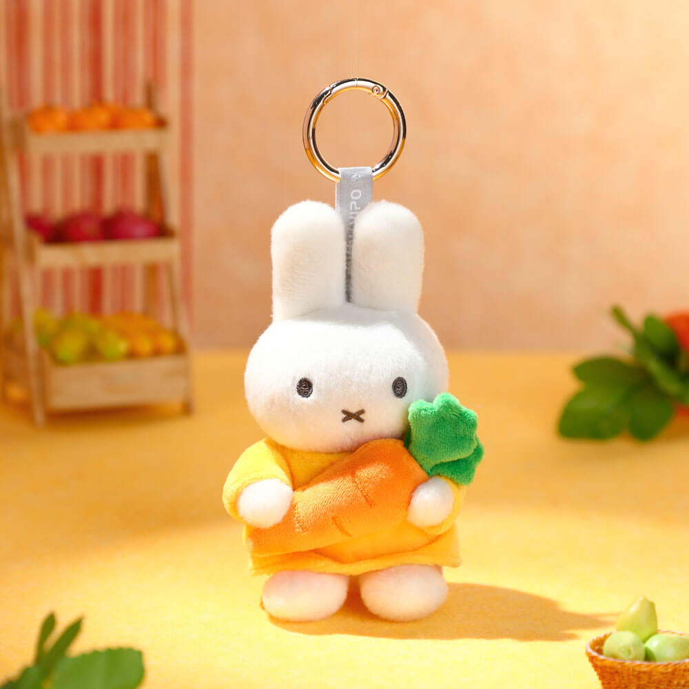 MIFFY With Carrot Apple Mascot Holder Keychain
