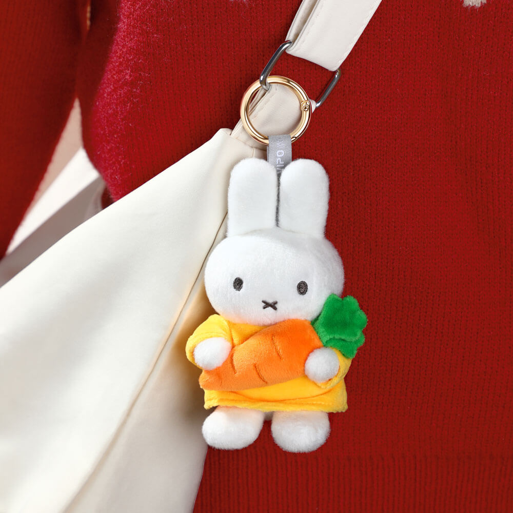MIFFY With Carrot Apple Mascot Holder Keychain