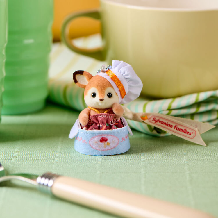 SYLVANIAN FAMILIES Baby Deer Warm Soup Keychain