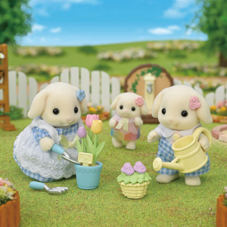 SYLVANIAN FAMILIES Flora Rabbit Sister & Brother Blossom Gardening Set