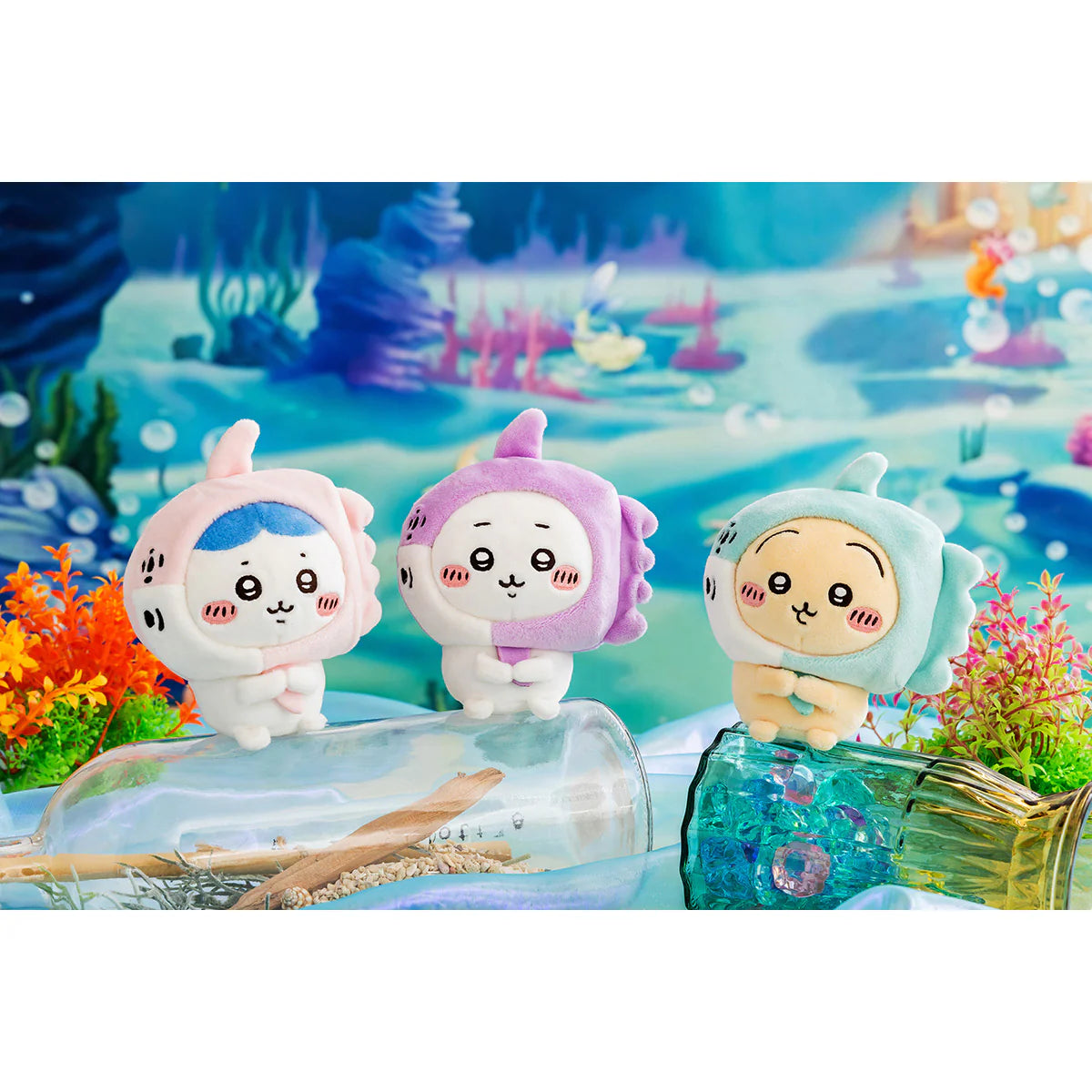 chiikawa-chiikawa-aquarium-sunfish-mascot-holder-keychain