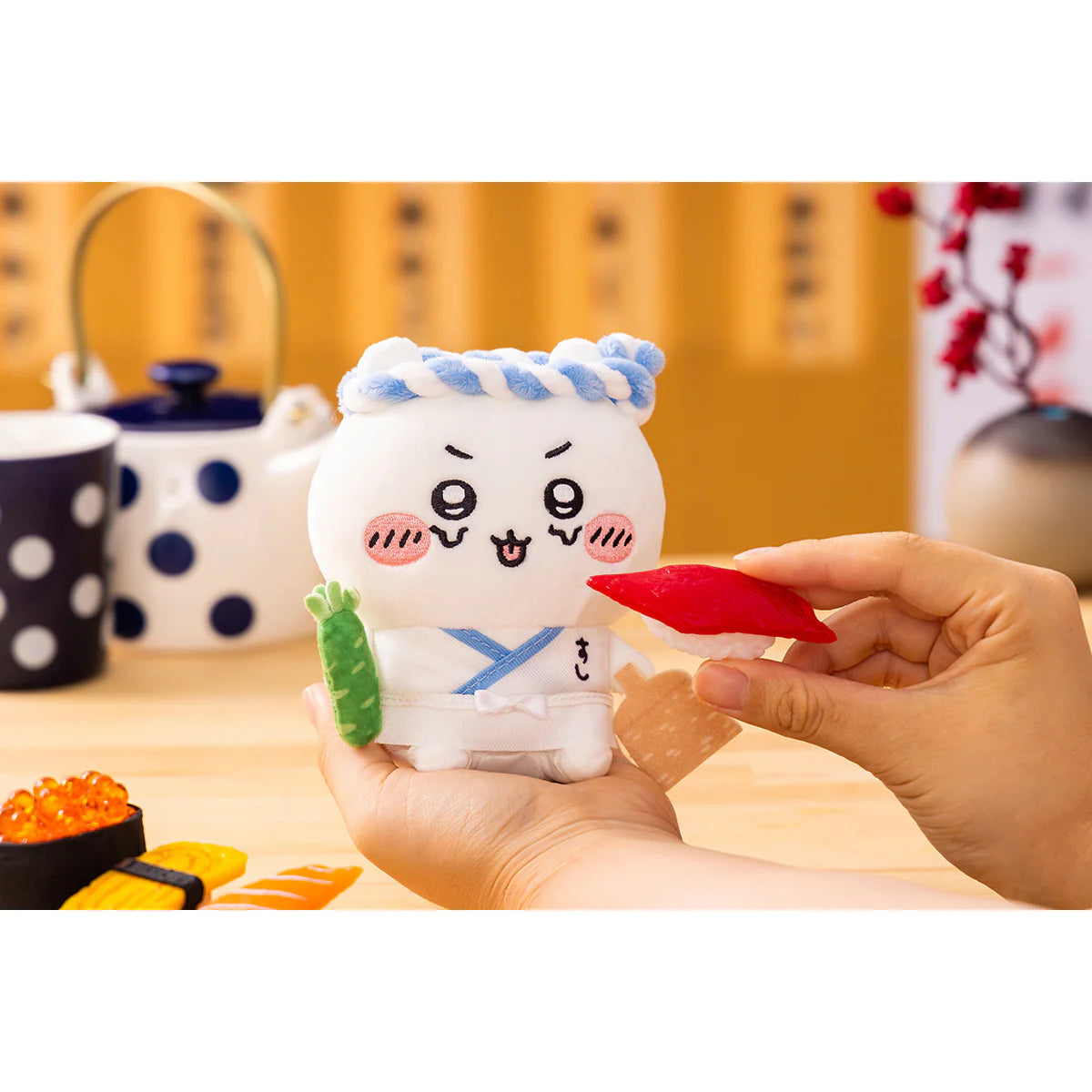 chiikawa-hachiware-sushi-sitting-mini-plush-doll