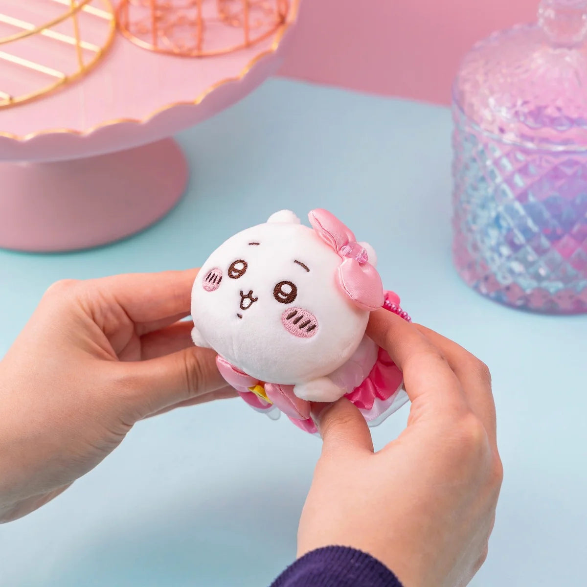 chiikawa-magical-petit-mini-mascot-holder-keychain