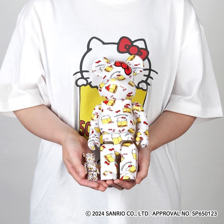 MEDICOM TOY BE@RBRICK x Hello Kitty Exhibition Model 100％ & 400