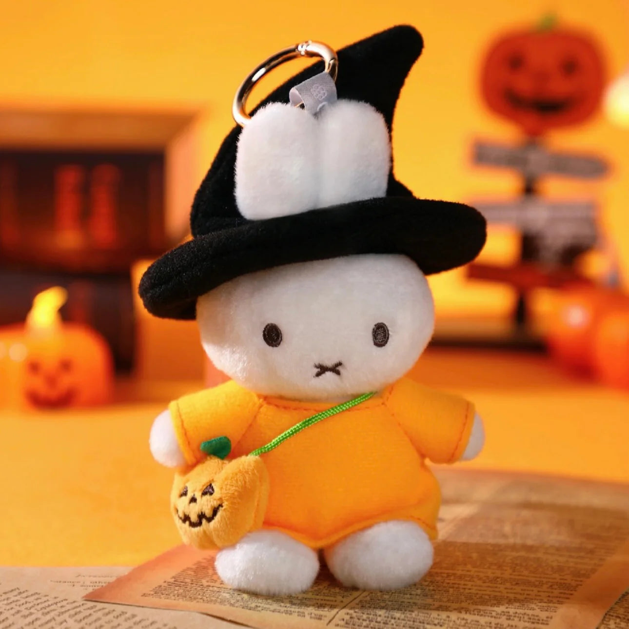 miffy-x-vipo-halloween-series-plush-keychain-blind-box