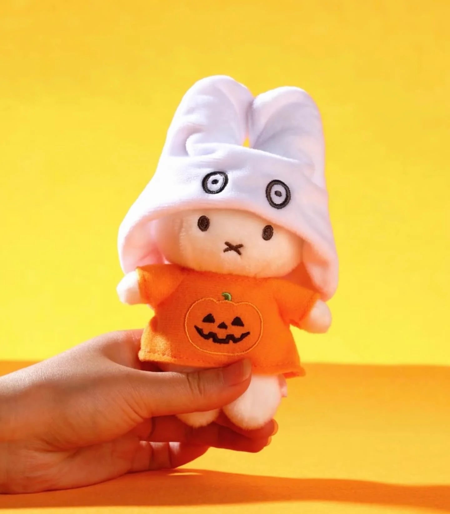 miffy-x-vipo-halloween-series-plush-keychain-blind-box