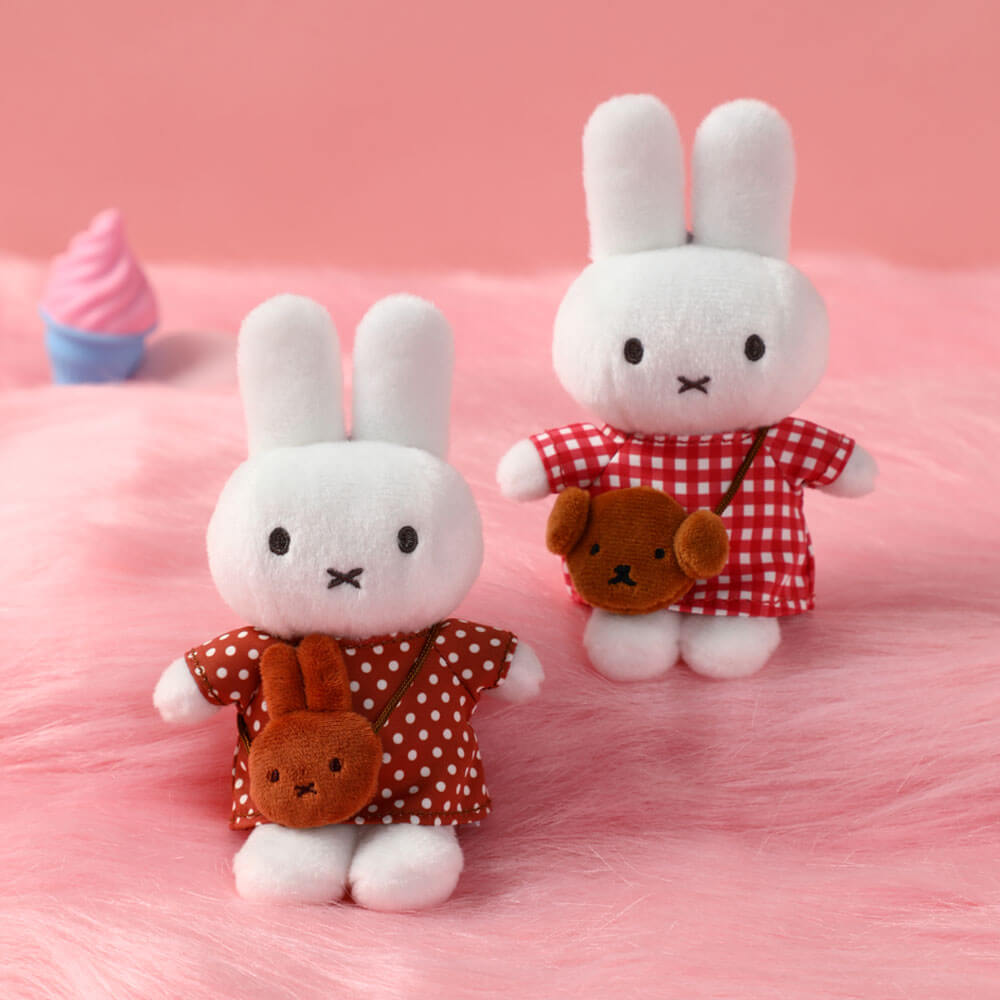 miffy-x-vipo-mini-bag-series-plush-keychain-blind-box