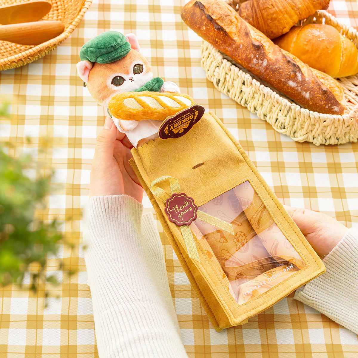 mofusand-mofumofu-bakery-baker-cat-green-mascot-holder-keychain