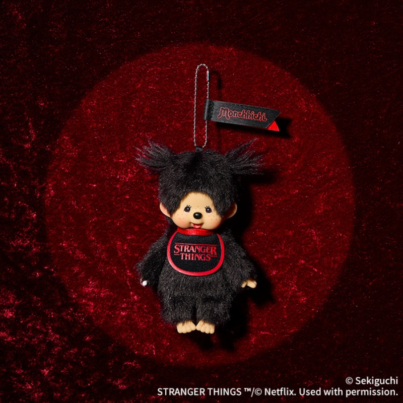 monchhichi-x-stranger-things-bib-mascot-holder-keychain