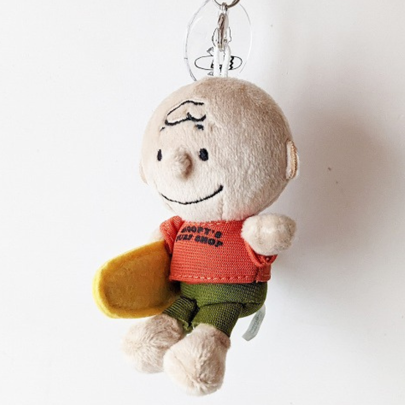 peanuts-hawaii-surf-shop-charlie-brown-orange-tee-mascot-holder-keychain