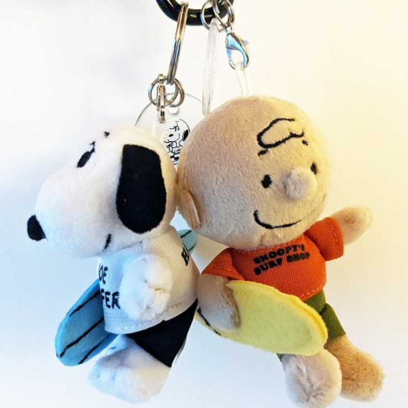 peanuts-hawaii-surf-shop-charlie-brown-orange-tee-mascot-holder-keychain