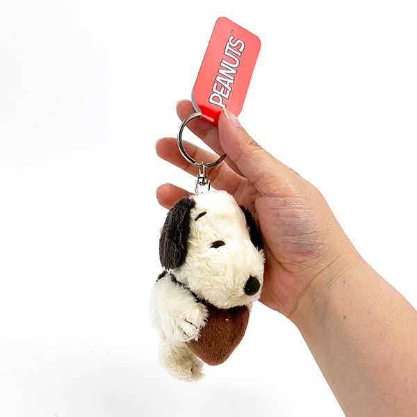 peanuts-snoopy-mocha-heart-mascot-holder-keychain