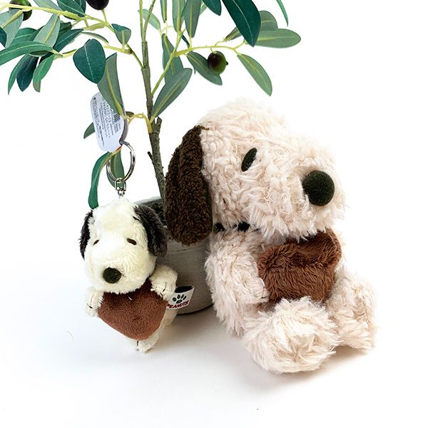 peanuts-snoopy-mocha-heart-mascot-holder-keychain