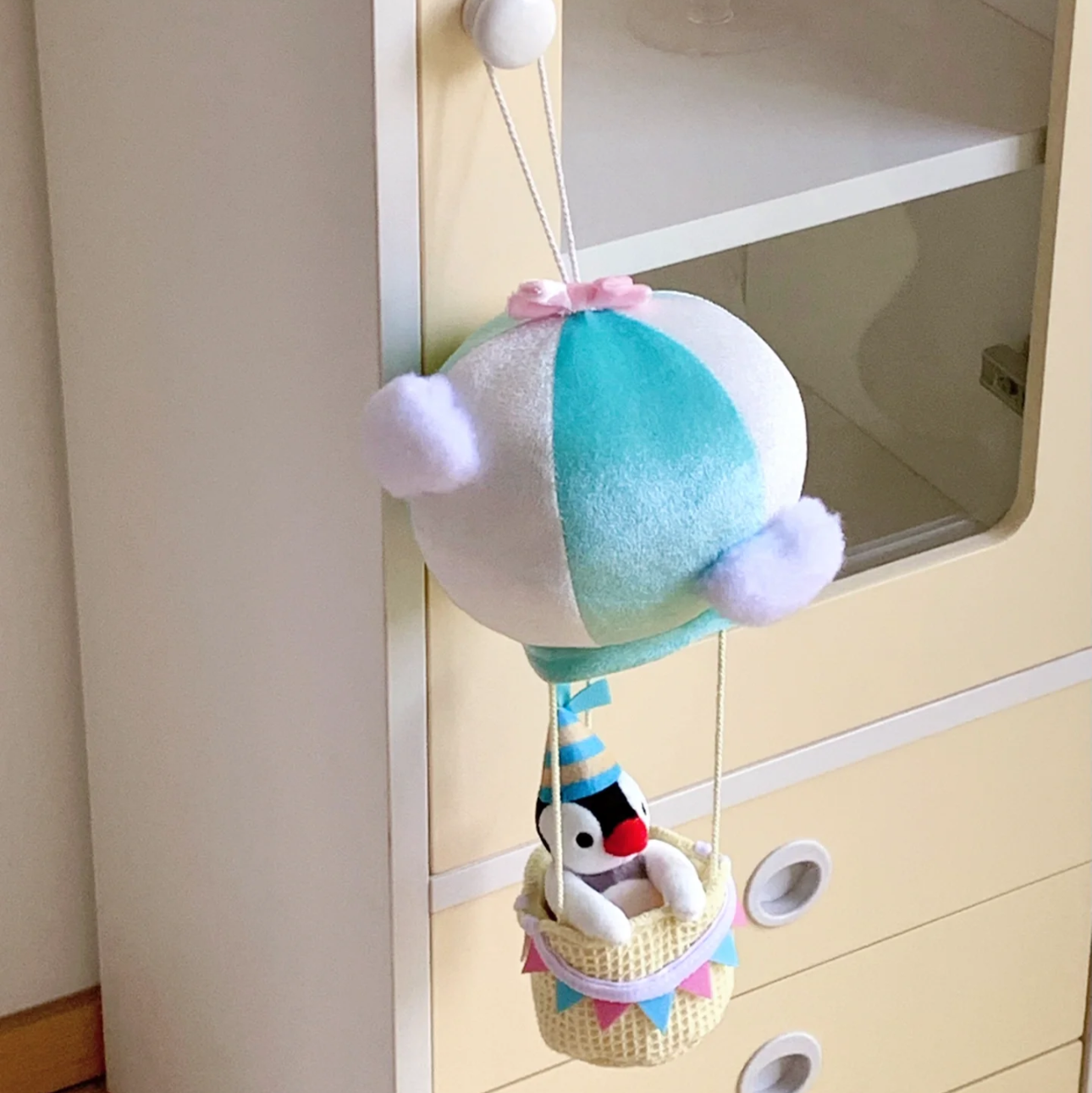 pingu-x-shandmoo-balloon-series-pinga-hot-air-balloon-plush-pendant