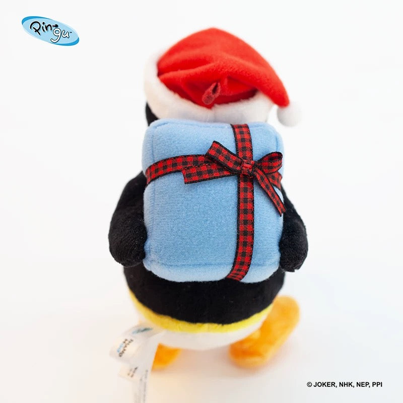pingu-x-shandmoo-christmas-series-pingu-holding-gift-mascot-holder-keychain