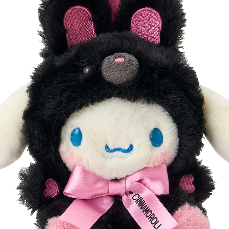 sanrio-cinnamoroll-makkuro-animals-mascot-holder-keychain