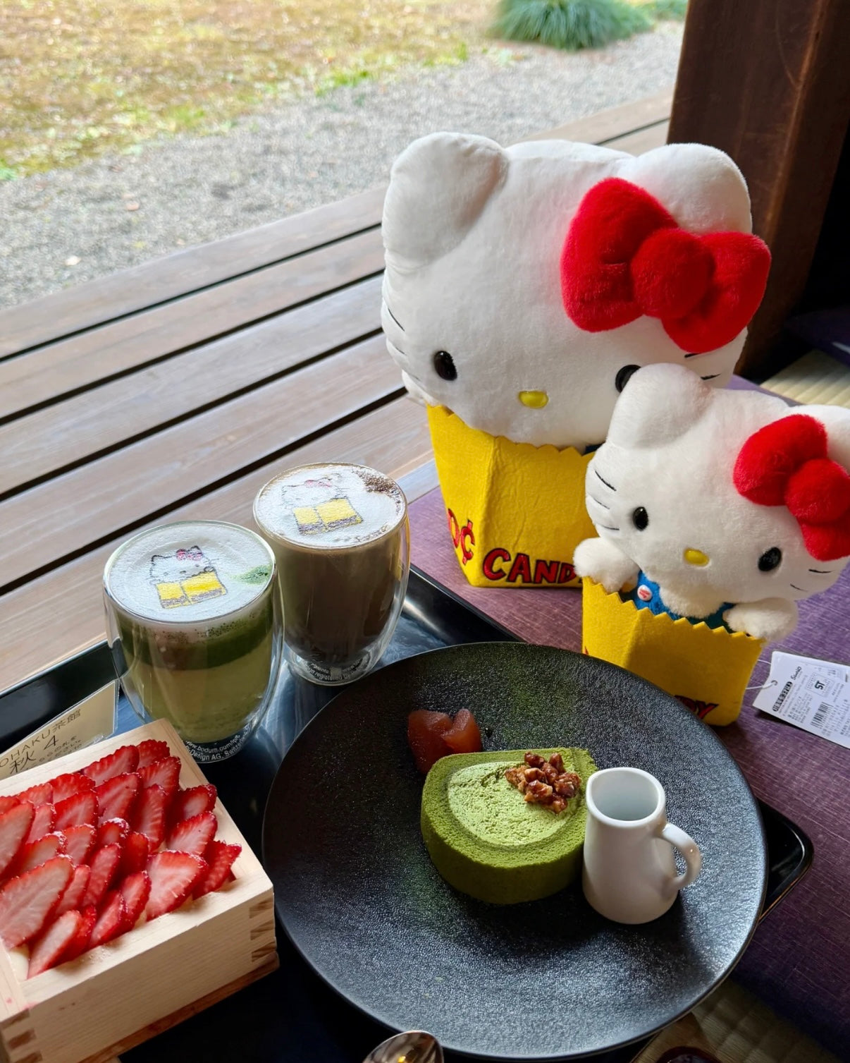 sanrio-hello-kitty-50th-anniversary-museum-exhibition-limited-candy-popcorn-plush-doll