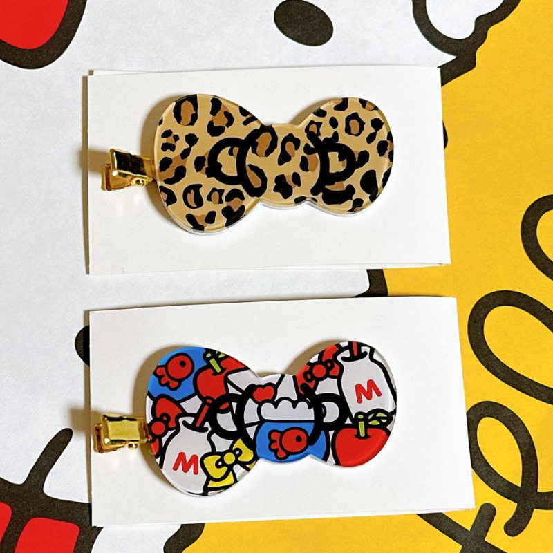 sanrio-hello-kitty-50th-anniversary-museum-exhibition-limited-secret-hair-clip-blind-box-1pc-