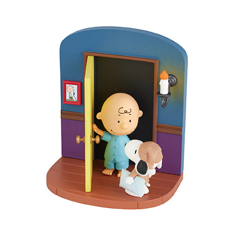 snoopy-x-re-ment-snoopy-s-door-story-blind-box-1pc-