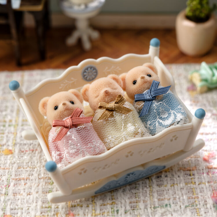 sylvanian-families-biscuit-bear-triplets-healthy-baby-set