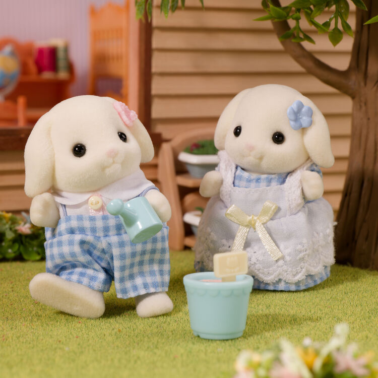 sylvanian-families-flora-rabbit-boy