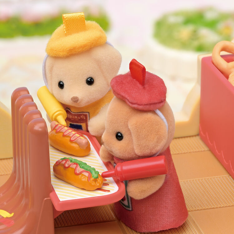 sylvanian-families-gather-together-hot-dog-set