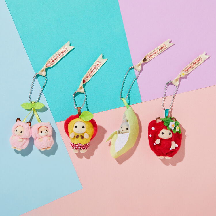 sylvanian-families-husky-baby-banana-keychain