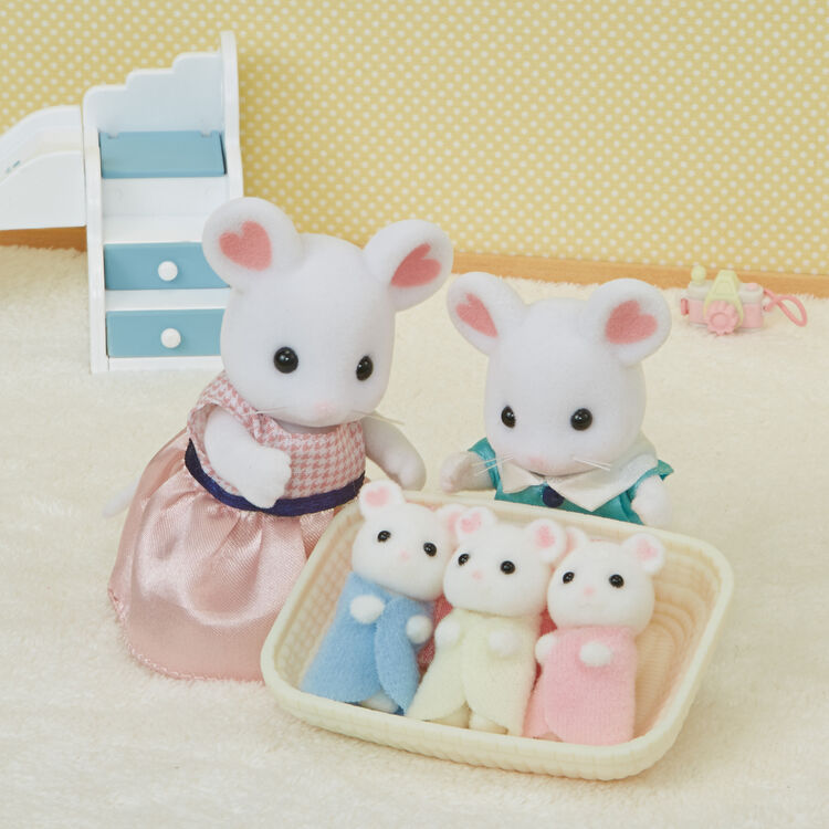 sylvanian-families-marshmallow-mouse-triplets