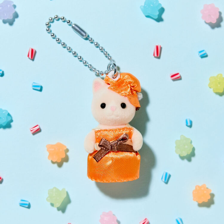 sylvanian-families-silk-cat-orange-dress-keychain