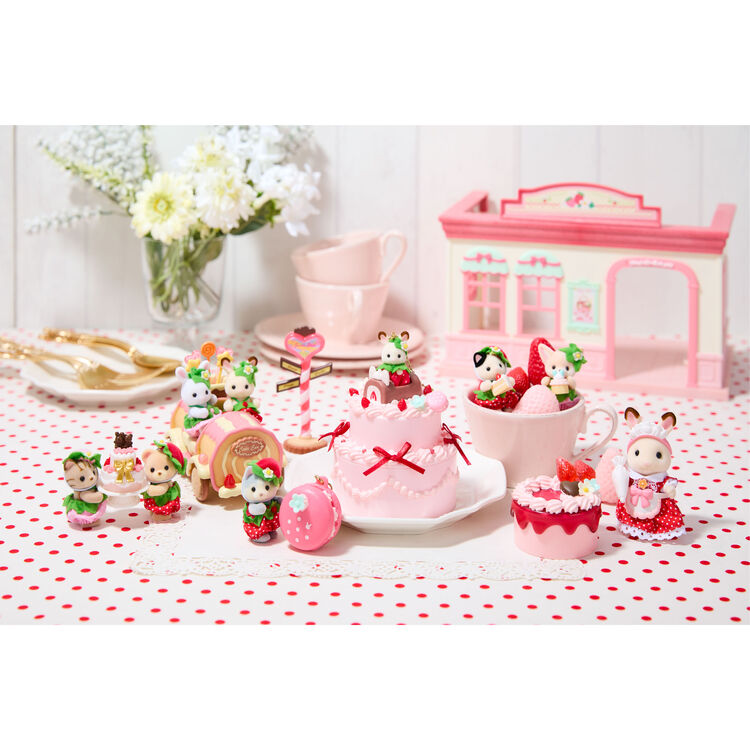 sylvanian-families-strawberry-anniversary-sweets-kit