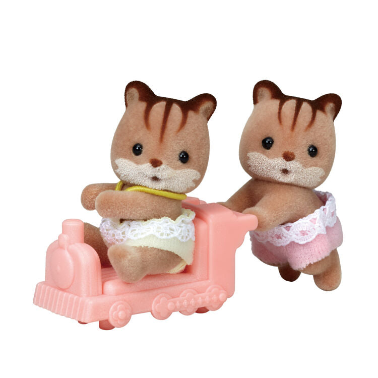 sylvanian-families-walnut-squirrel-twins